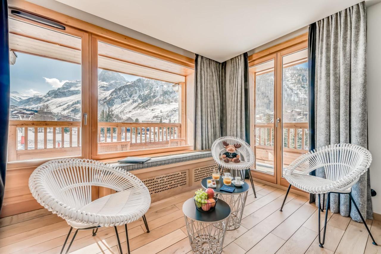 Le Yule Hotel & Spa Val-dʼIsère エクステリア 写真