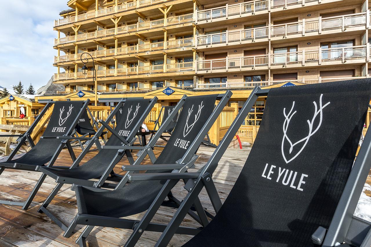 Le Yule Hotel & Spa Val-dʼIsère エクステリア 写真