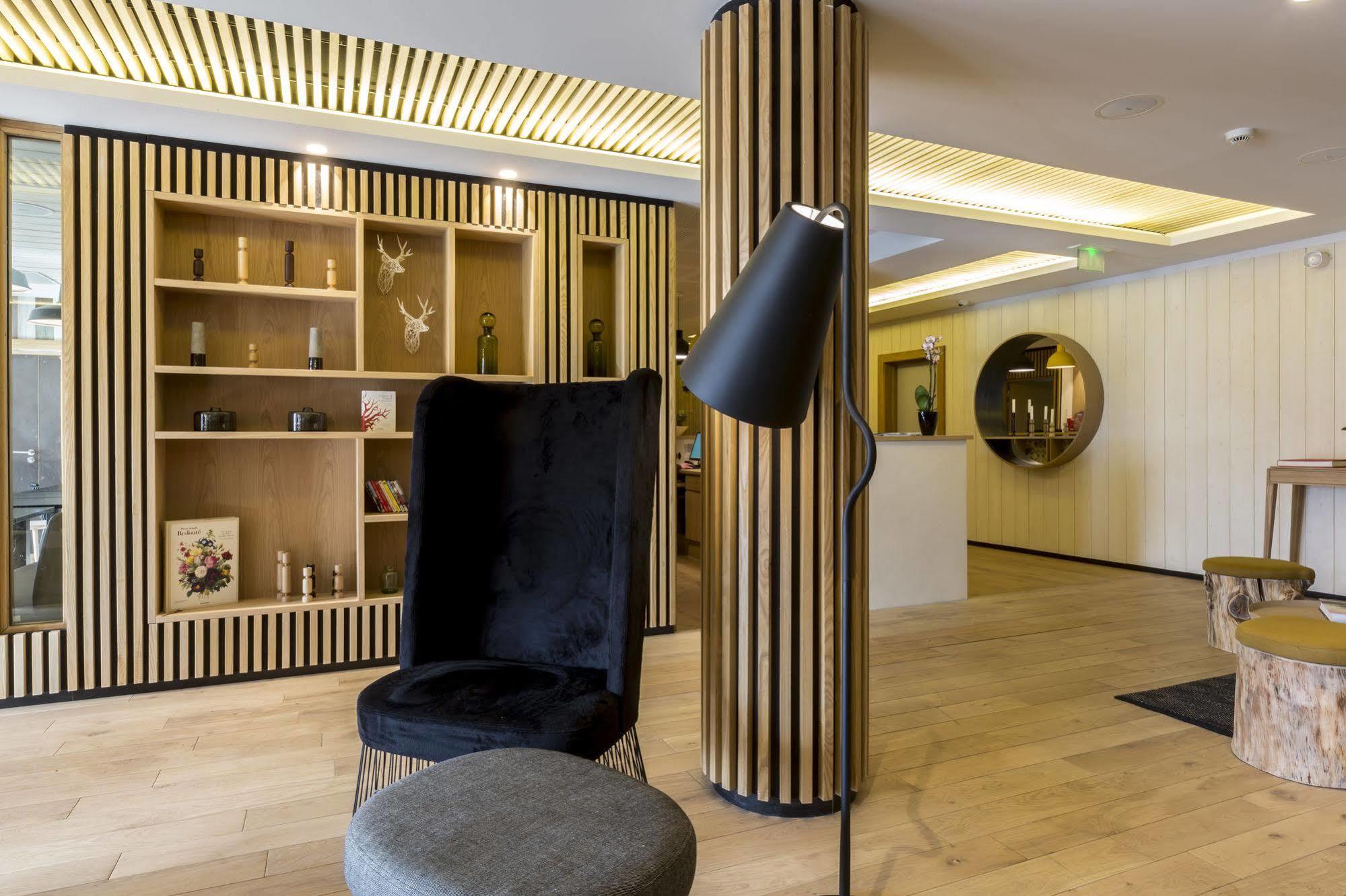 Le Yule Hotel & Spa Val-dʼIsère エクステリア 写真
